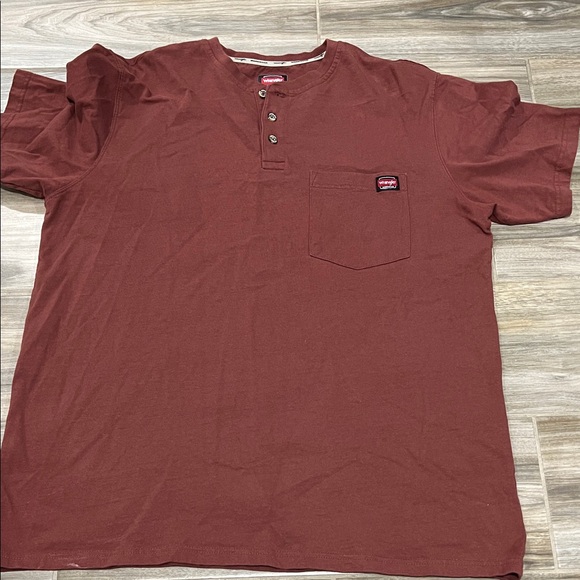 Wrangler Men's Burgundy Henley Shirt - Picture 1 of 3